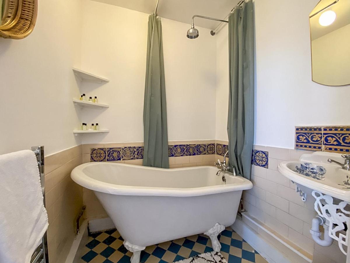 Pass The Keys Spacious 2Bedroom Flat With Views In London Bridge Exterior photo